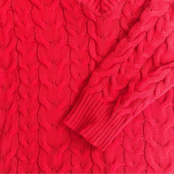 V neck sweater, oversized beautiful braid knit pattern. - Picture 2 of 3